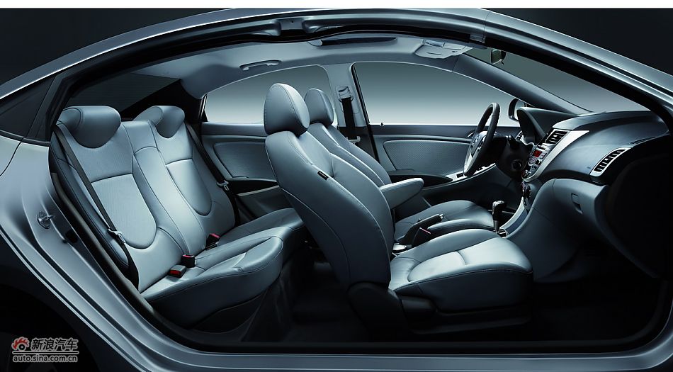 北京现代瑞纳-内饰细节