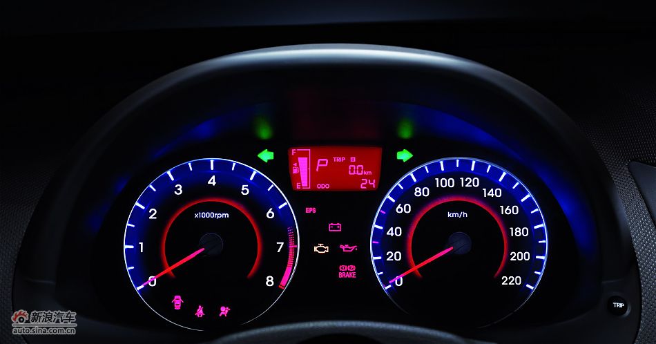 北京现代瑞纳-内饰细节