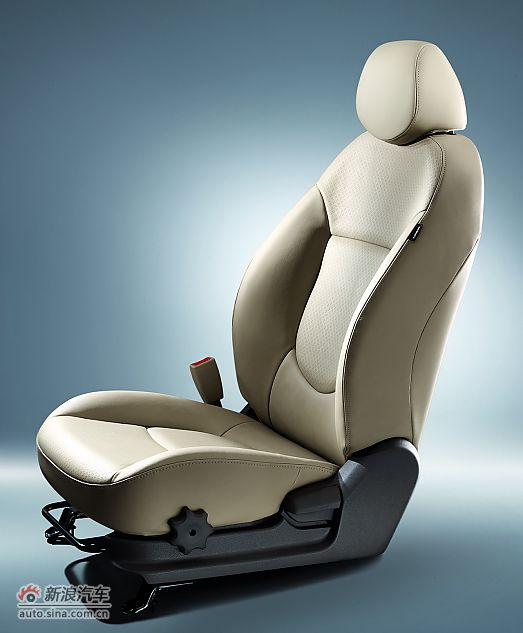 北京现代瑞纳-内饰细节