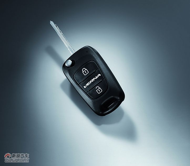 北京现代瑞纳-车身零配件