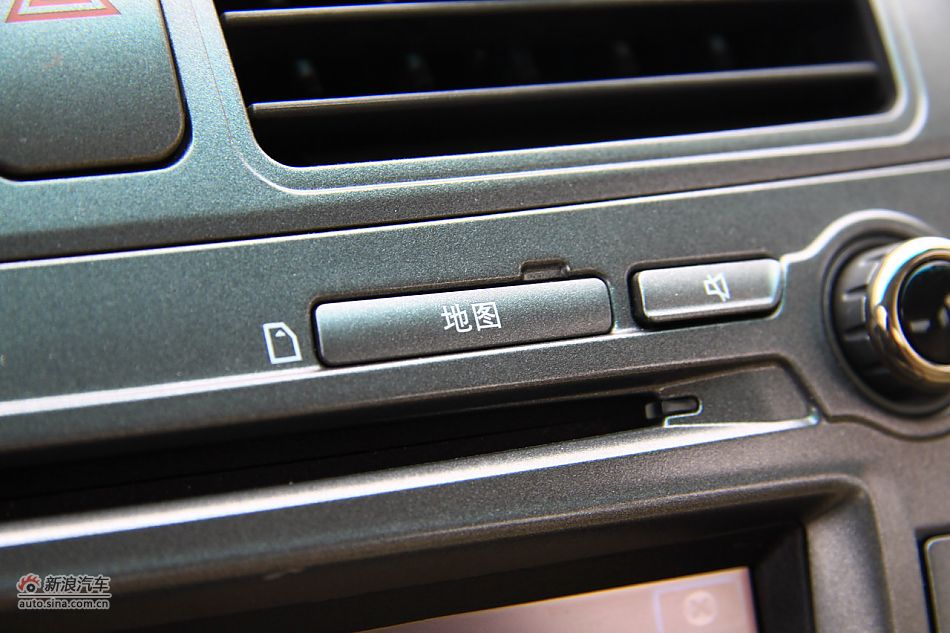比亚迪L3内饰细节实拍图
