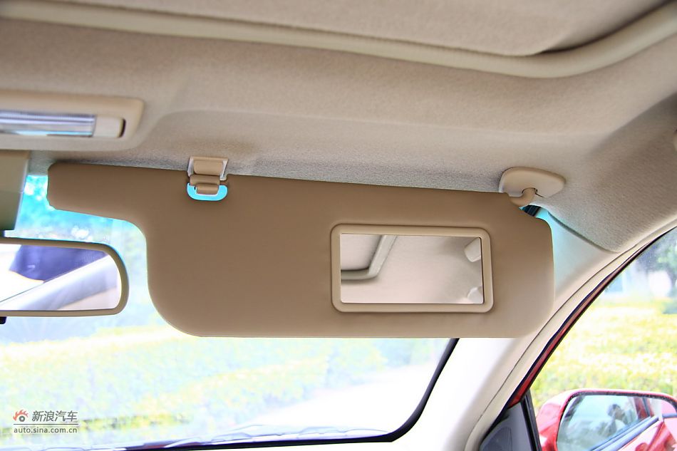 比亚迪L3内饰细节实拍图