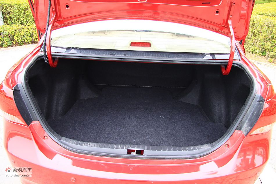 比亚迪L3内饰细节实拍图