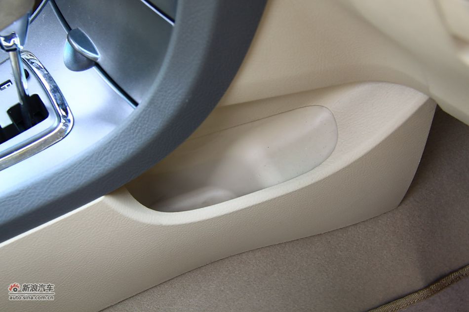 比亚迪L3内饰细节实拍图