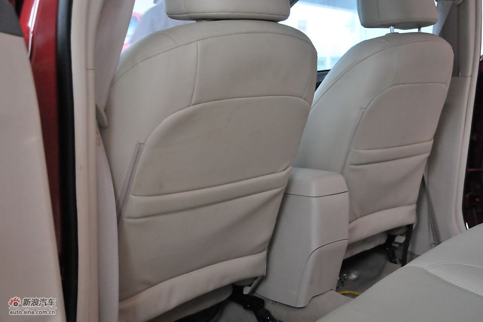 比亚迪L3内饰