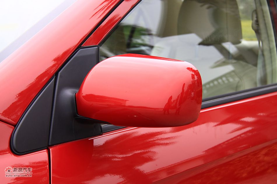 比亚迪L3外观细节实拍图