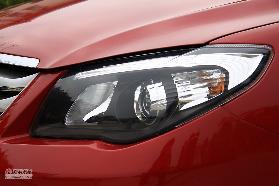 比亚迪L3外观细节实拍图