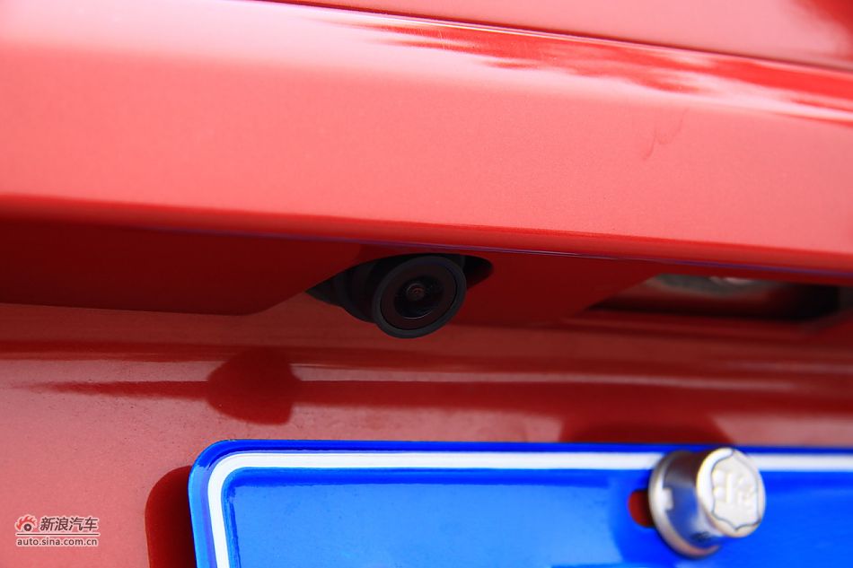 比亚迪L3外观细节实拍图