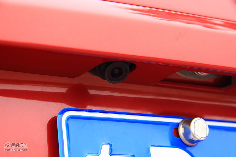 比亚迪L3外观细节实拍图