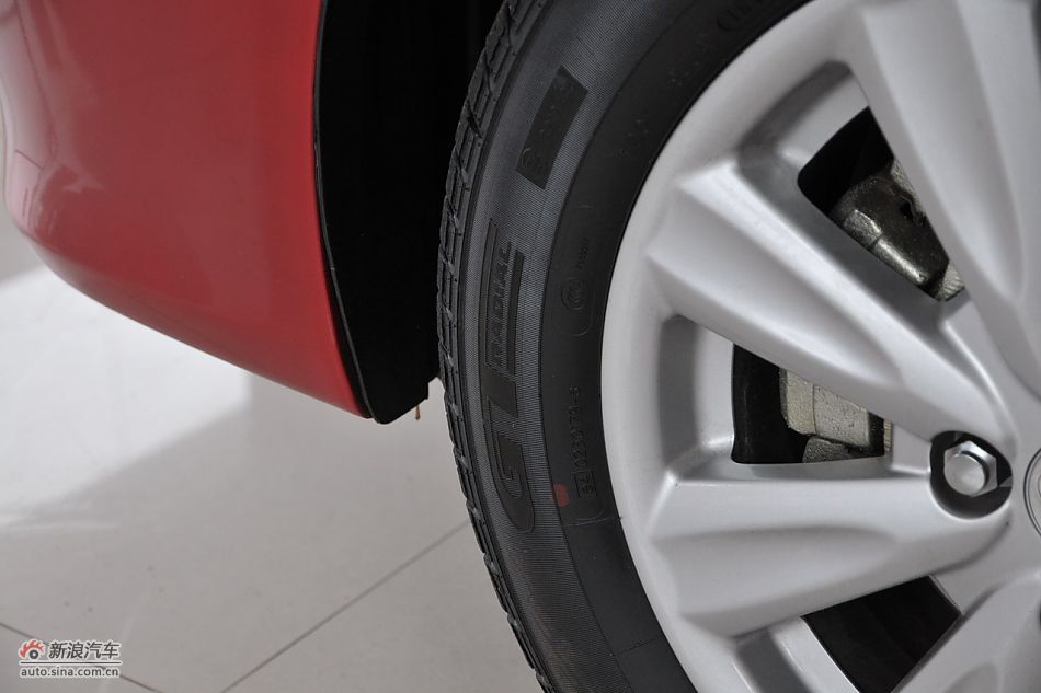 比亚迪L3外观细节