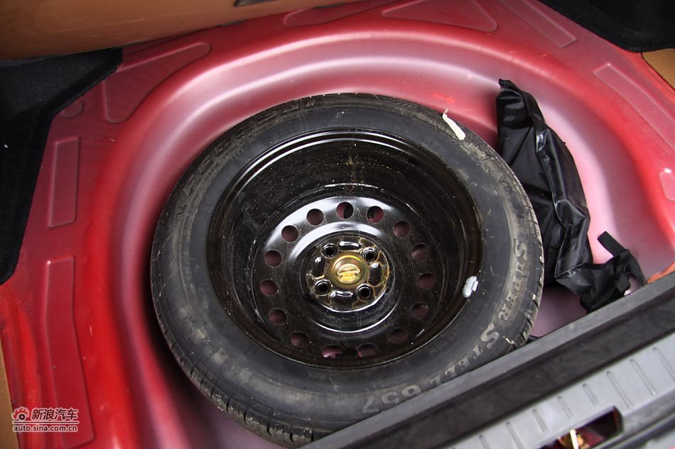 比亚迪L3备胎实拍图