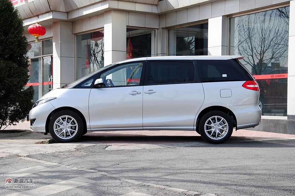 2011款比亚迪M6高清到店实拍