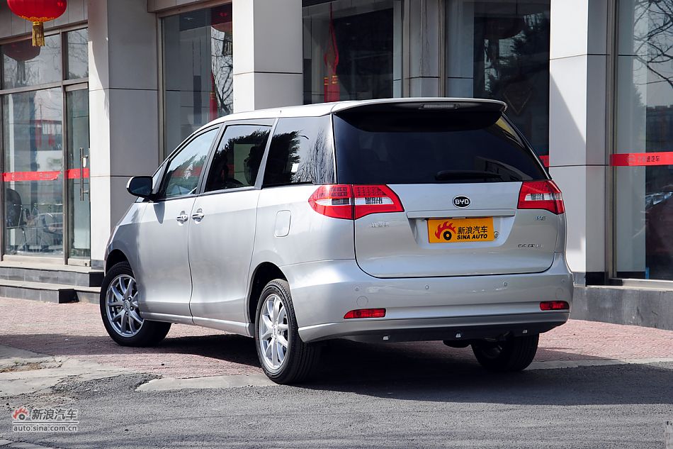 2011款比亚迪M6高清到店实拍