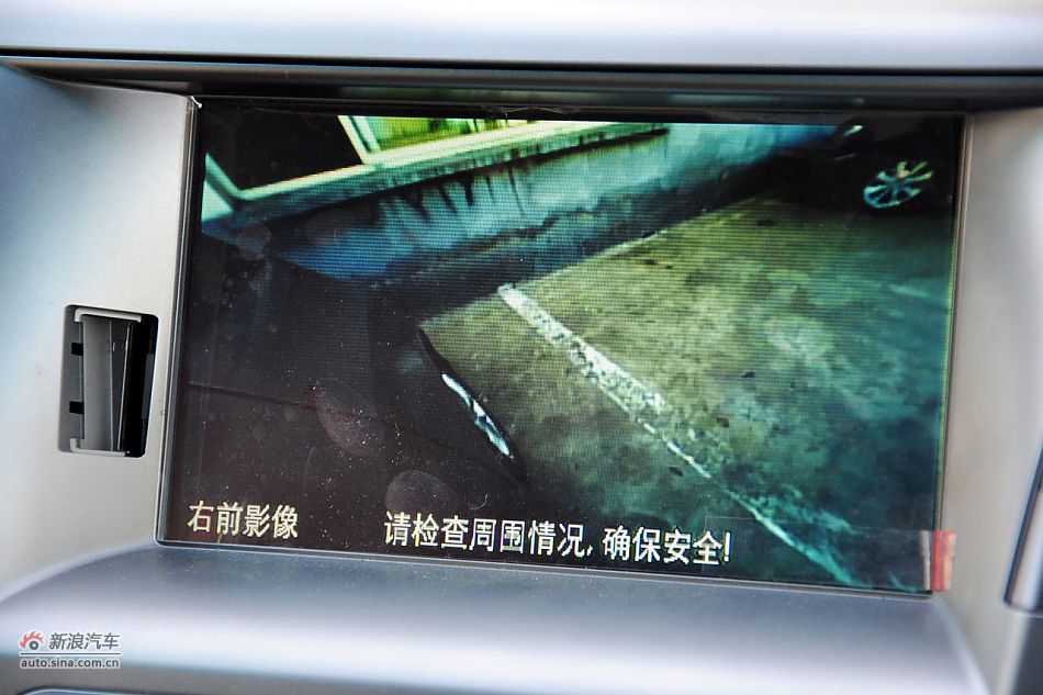 2011款比亚迪M6高清到店实拍