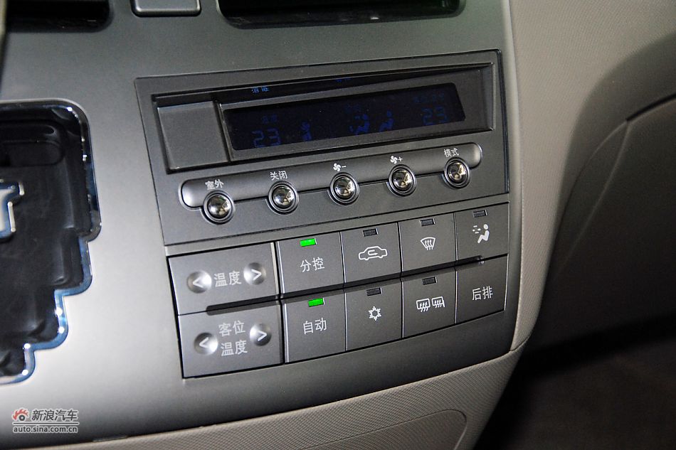 2011款比亚迪M6高清到店实拍