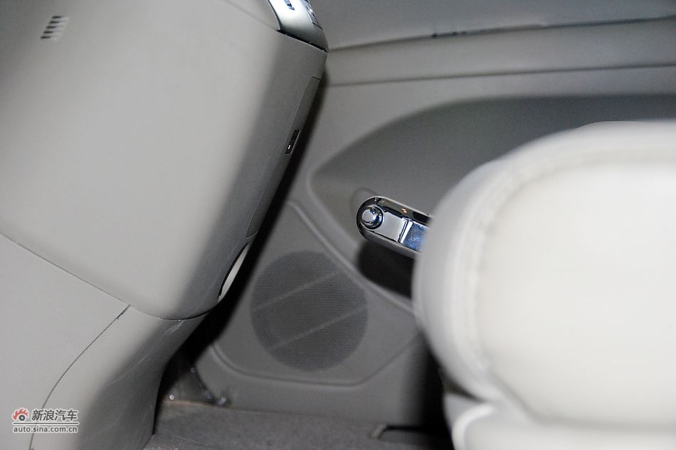 2011款比亚迪M6高清到店实拍