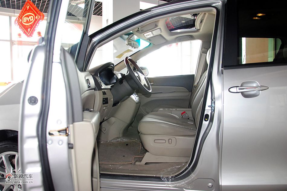 2011款比亚迪M6高清到店实拍