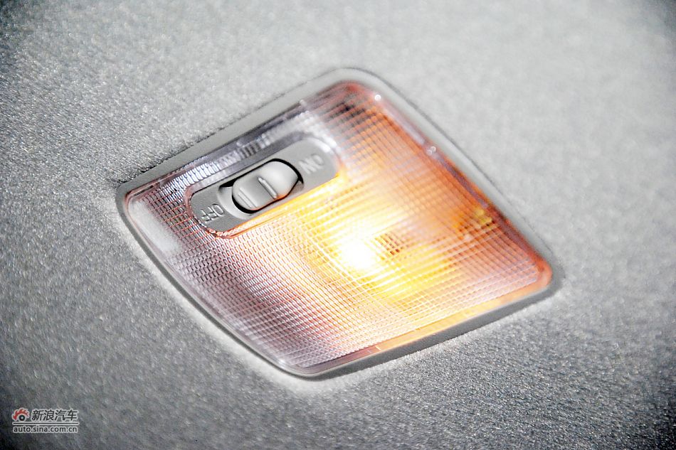 2011款比亚迪M6高清到店实拍