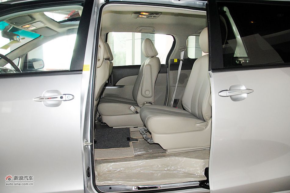2011款比亚迪M6高清到店实拍