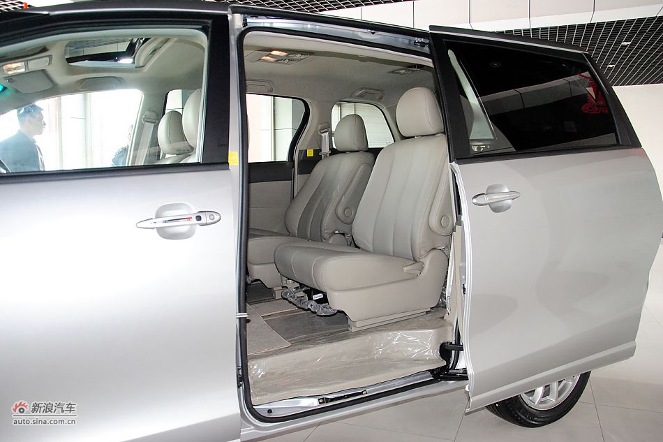 2011款比亚迪M6高清到店实拍