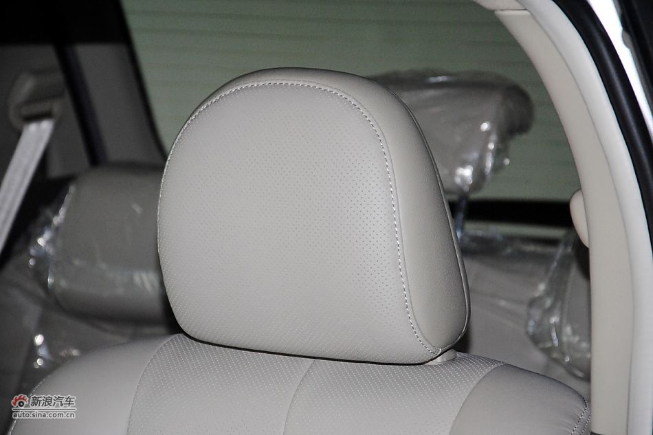 2011款比亚迪M6高清到店实拍
