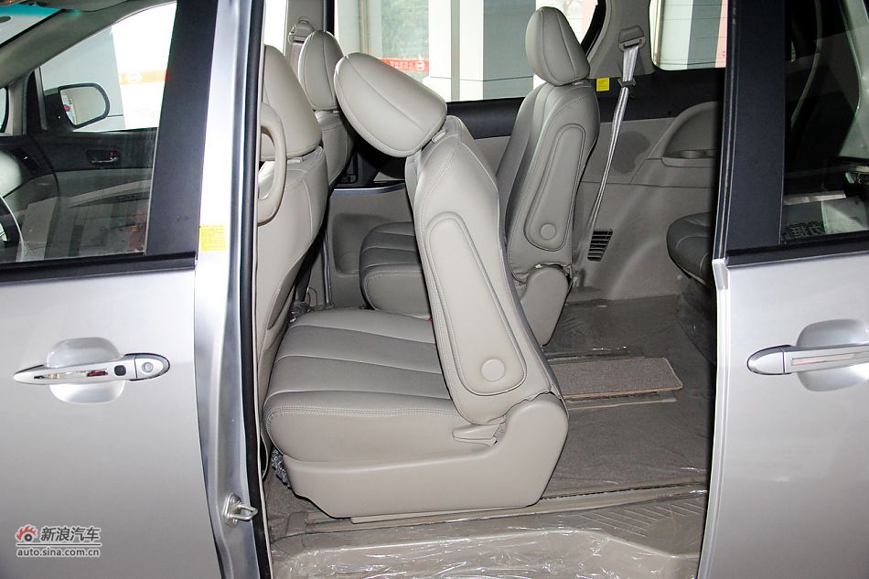 2011款比亚迪M6高清到店实拍