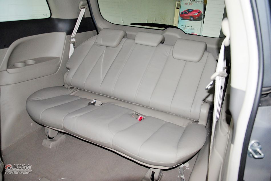 2011款比亚迪M6高清到店实拍