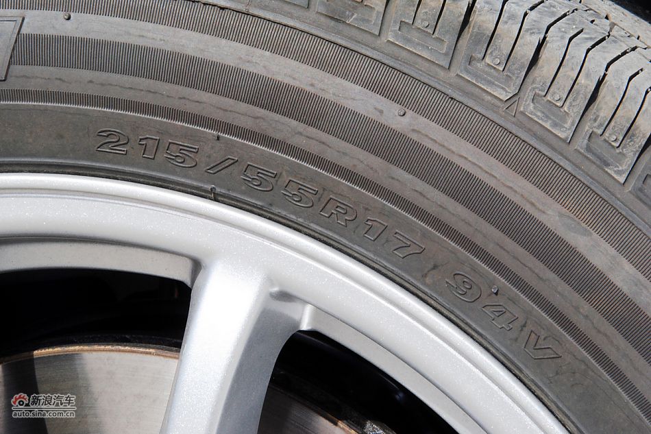 2011款比亚迪M6高清到店实拍