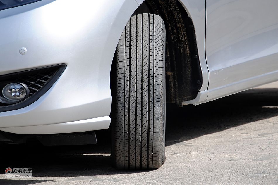 2011款比亚迪M6高清到店实拍