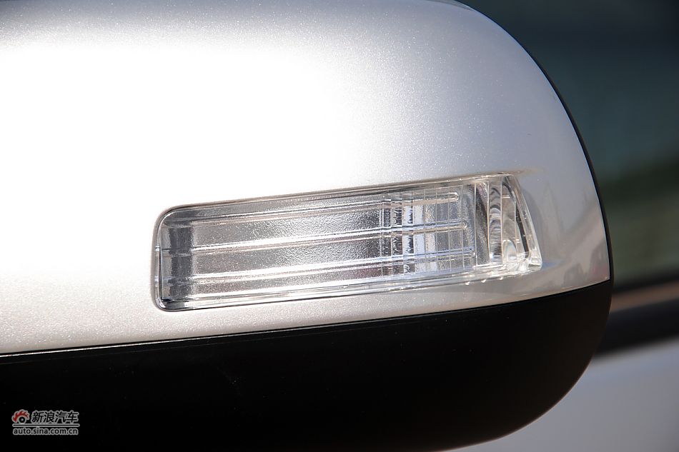 2011款比亚迪M6高清到店实拍