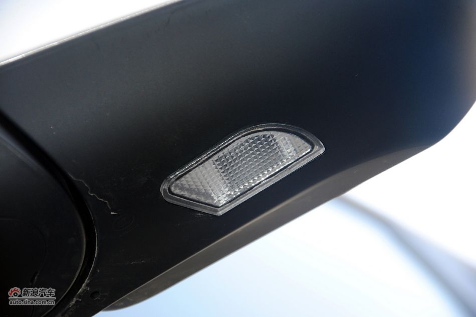 2011款比亚迪M6高清到店实拍