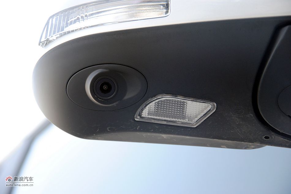 2011款比亚迪M6高清到店实拍
