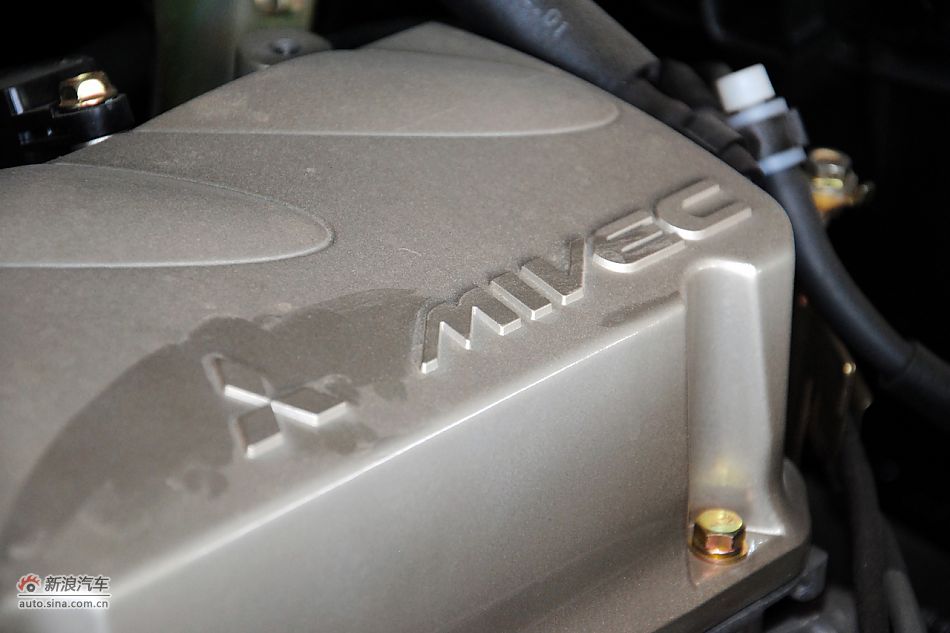 2011款比亚迪M6高清到店实拍