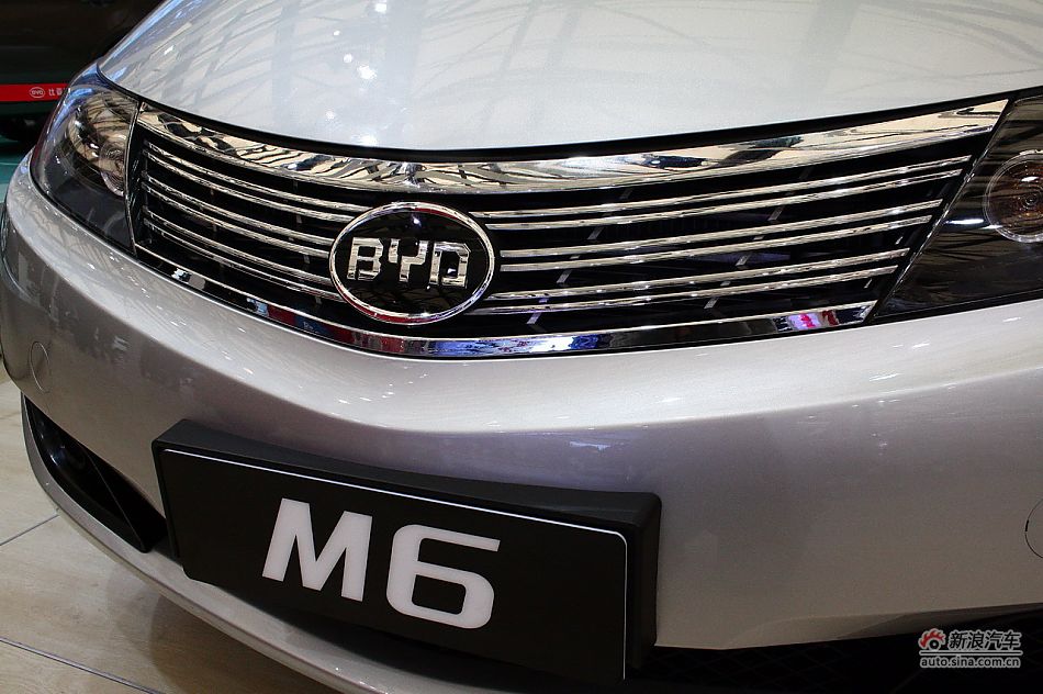 比亚迪M6
