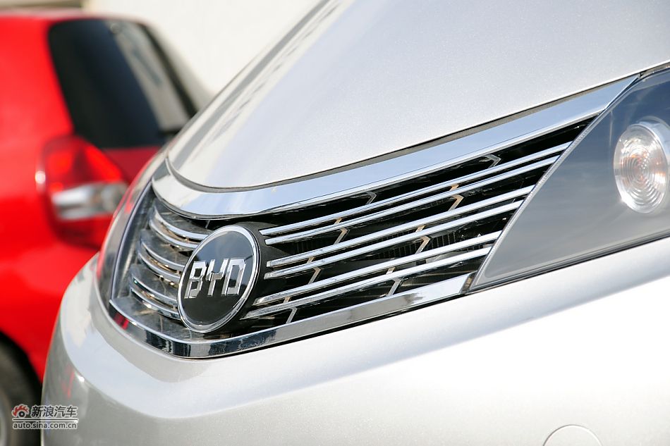 2011款比亚迪M6高清到店实拍