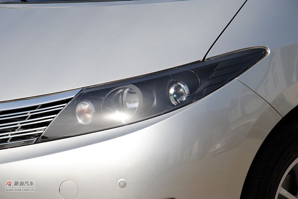 2011款比亚迪M6高清到店实拍