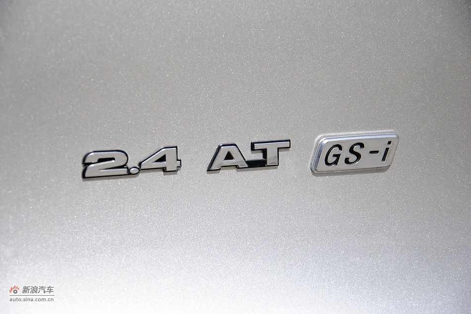 2011款比亚迪M6高清到店实拍