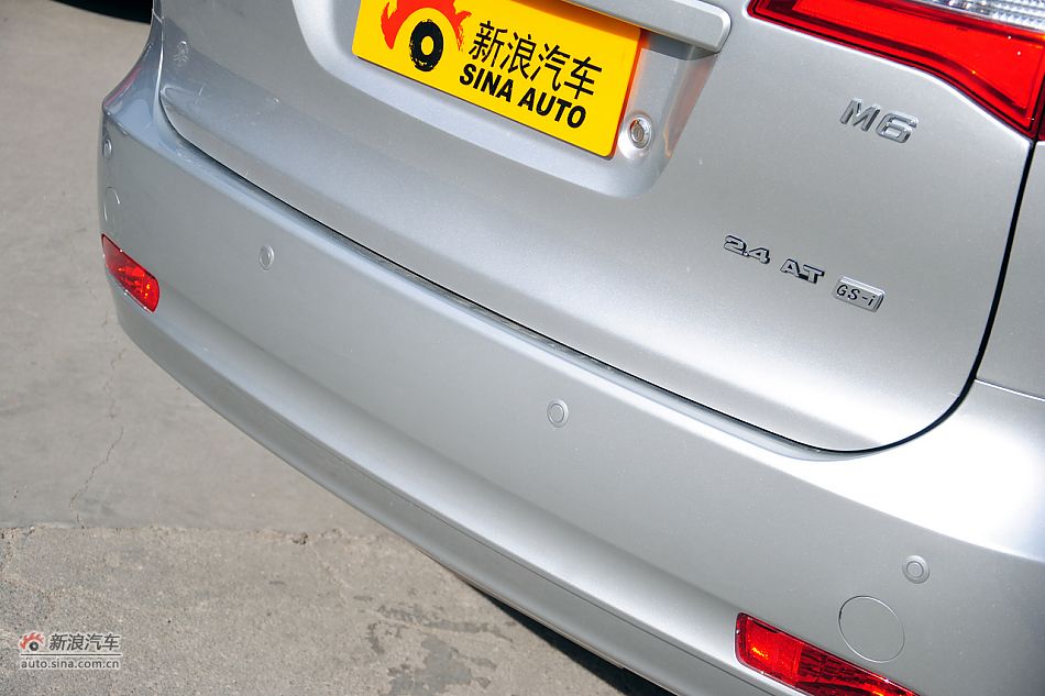 2011款比亚迪M6高清到店实拍