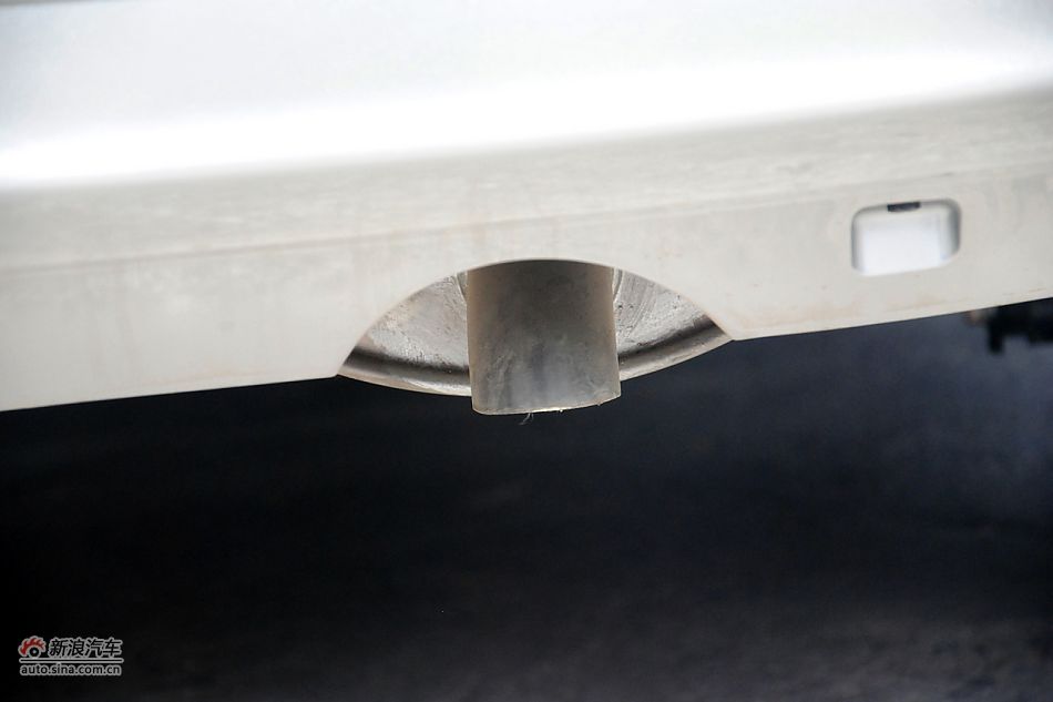 2011款比亚迪M6高清到店实拍