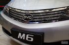 比亚迪M6