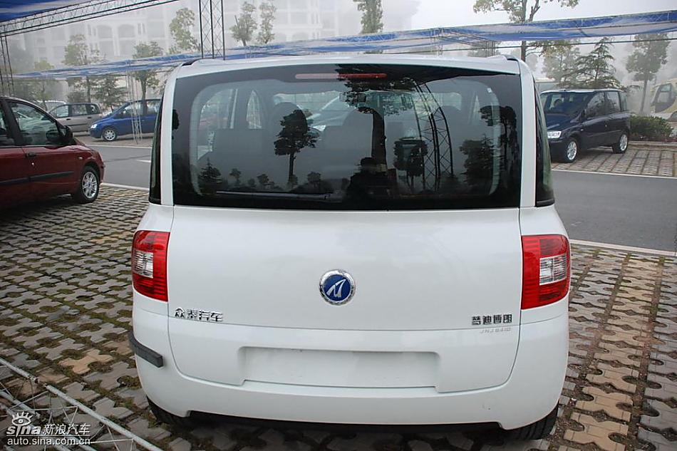众泰梦迪博朗实拍外观图