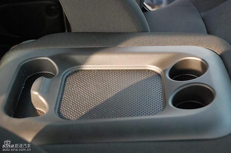 众泰梦迪博朗实拍内饰图