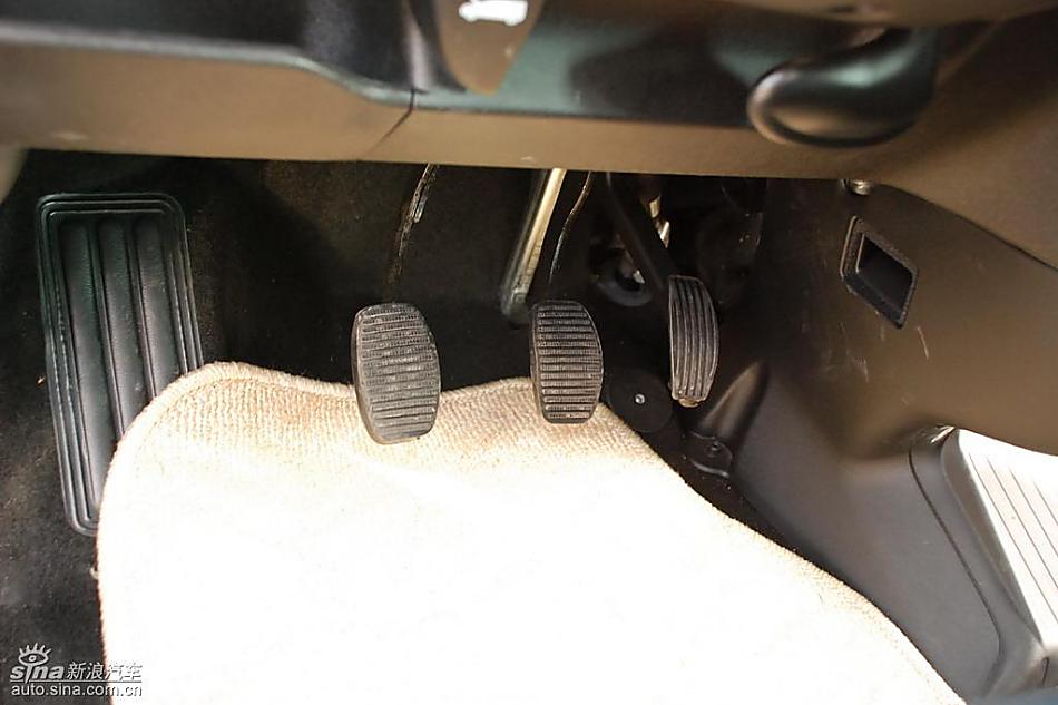 众泰梦迪博朗实拍内饰图