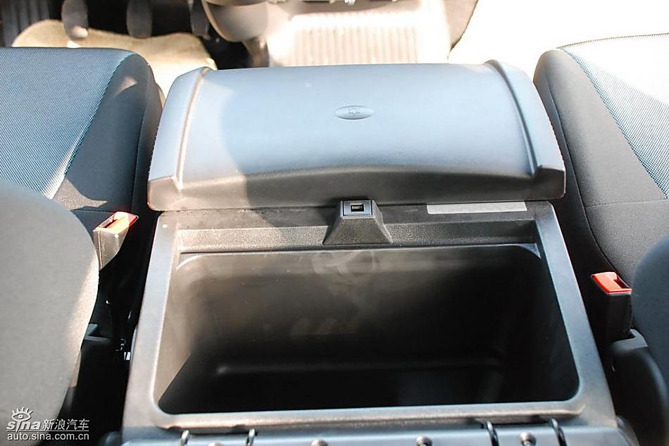 众泰梦迪博朗实拍内饰图