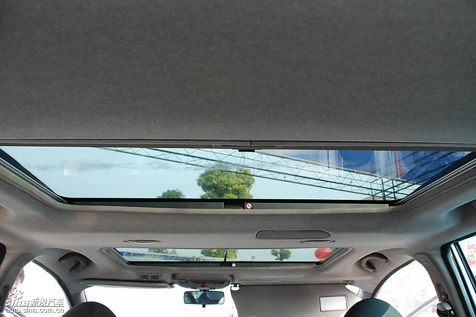 众泰梦迪博朗实拍内饰图