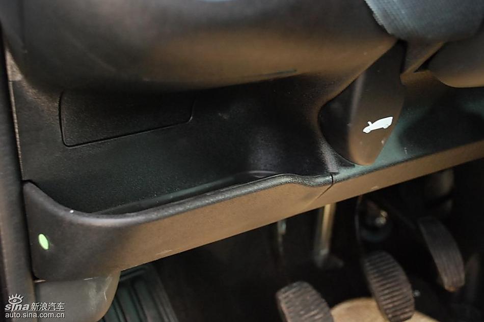 众泰梦迪博朗实拍内饰图