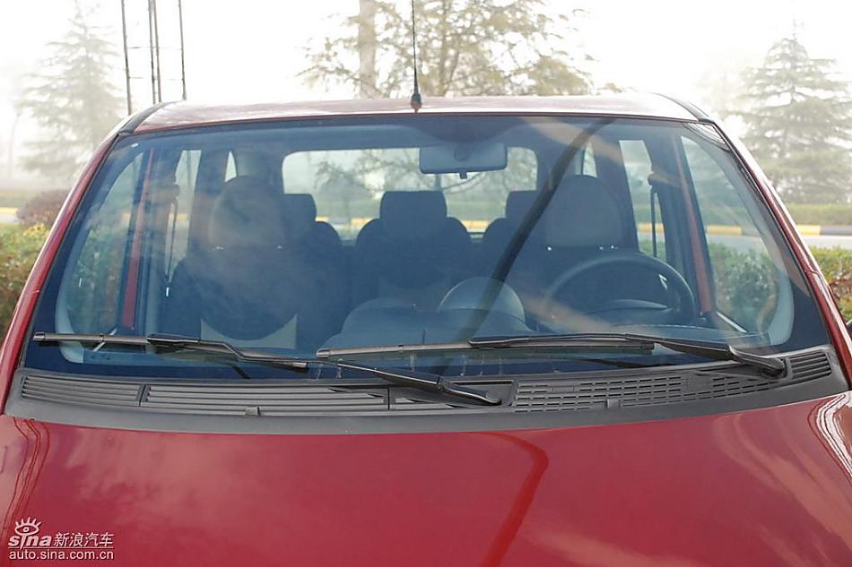 众泰梦迪博朗实拍外观图