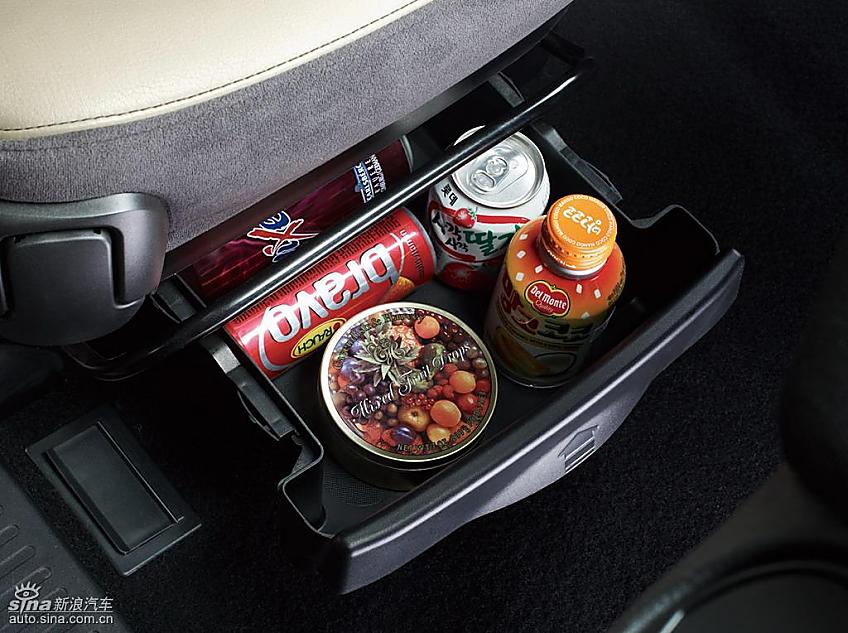 众泰梦迪博朗内饰资料图