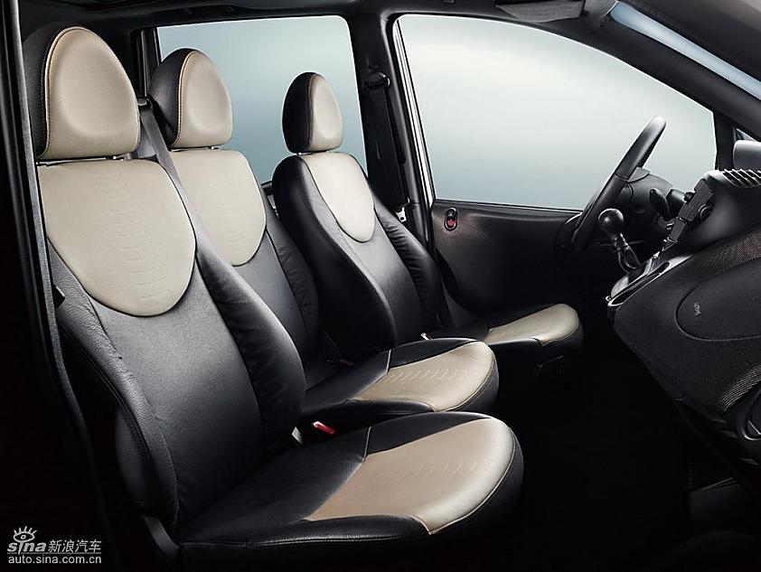 众泰梦迪博朗内饰资料图