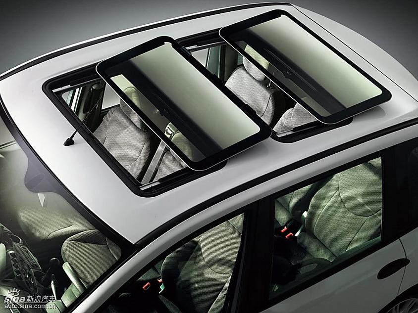 众泰梦迪博朗内饰资料图